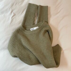 Khaki green ribbed knit jumper